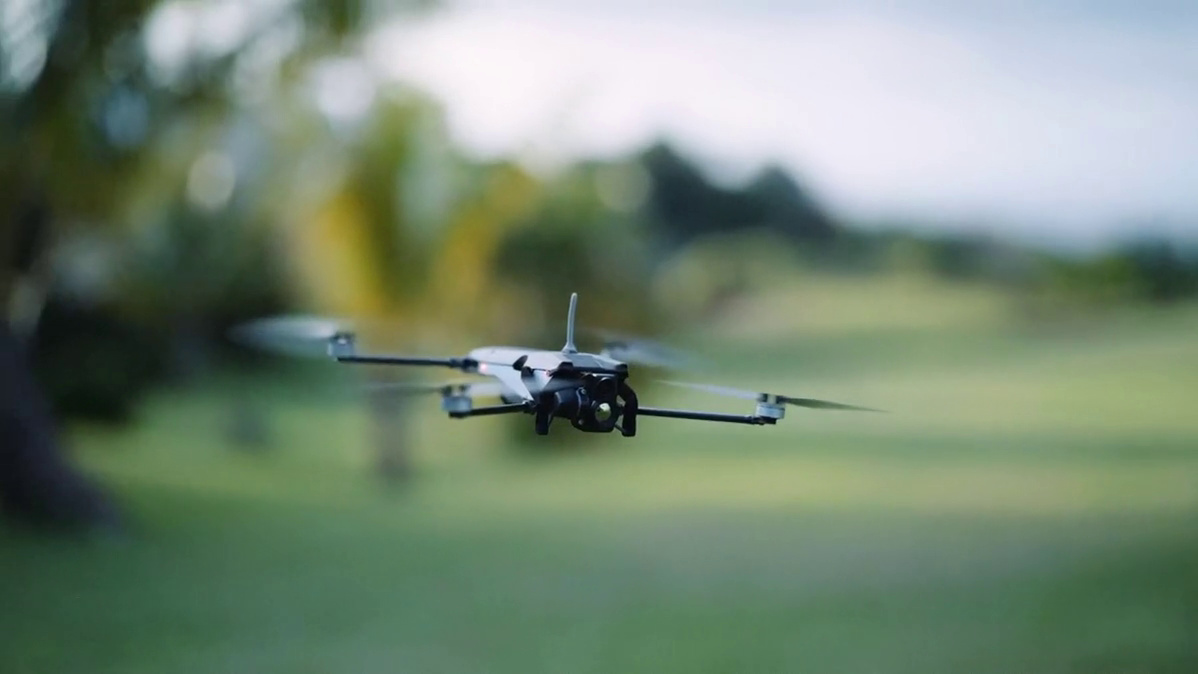 Vantage | Drone | Model Trace UAV Bundle Pro | Wisp Advanced | 12.1 in Wingspan | 2.4GHz Hexaband Radio | Flight Time 40 Min | 2.2 lb Payload | For Tactical Recon, Public Safety & Surveillance