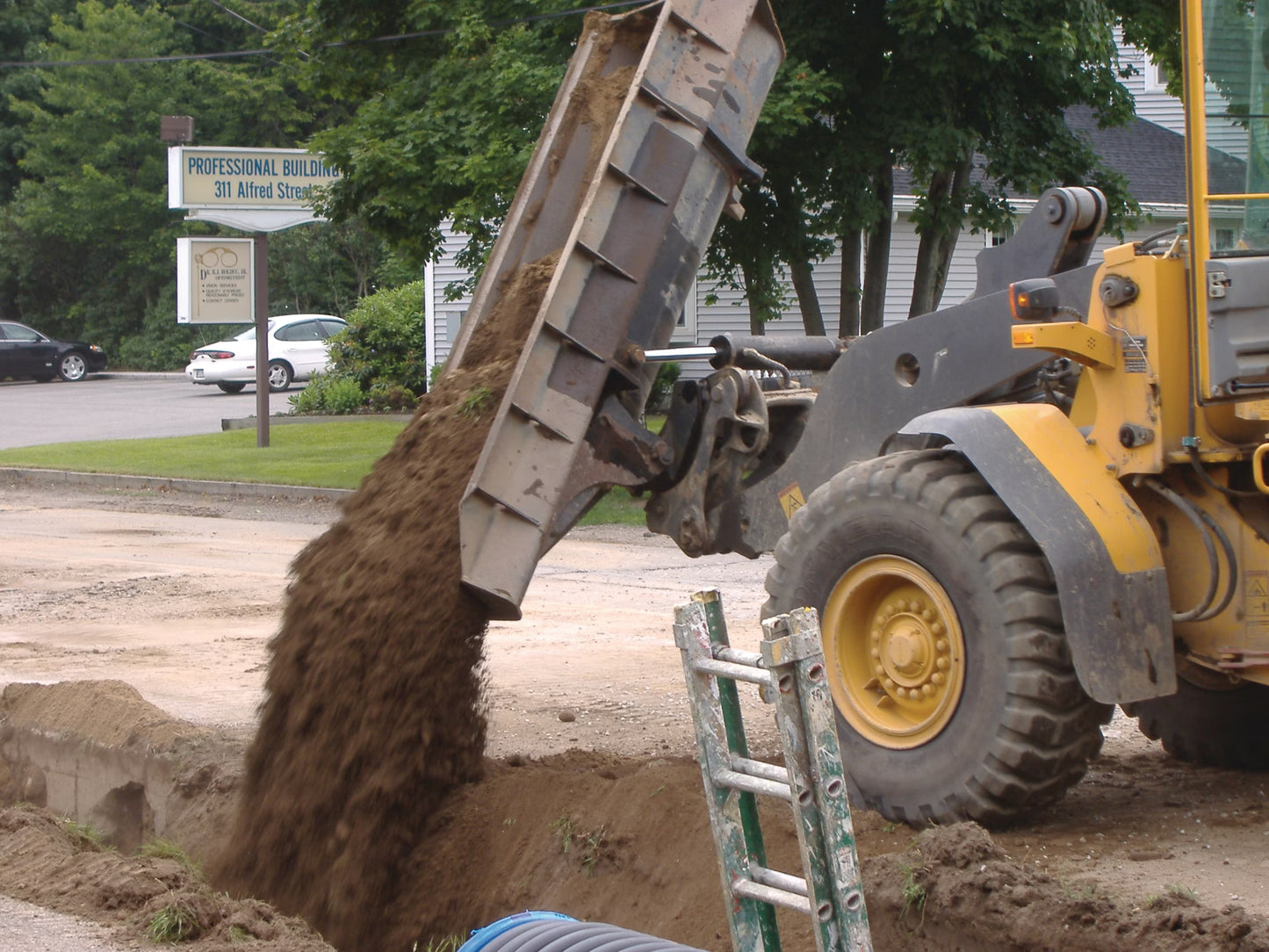 Paladin Side Dump Bucket With BOE | 1 Yard to 3.5 Yards | For Wheel Loader