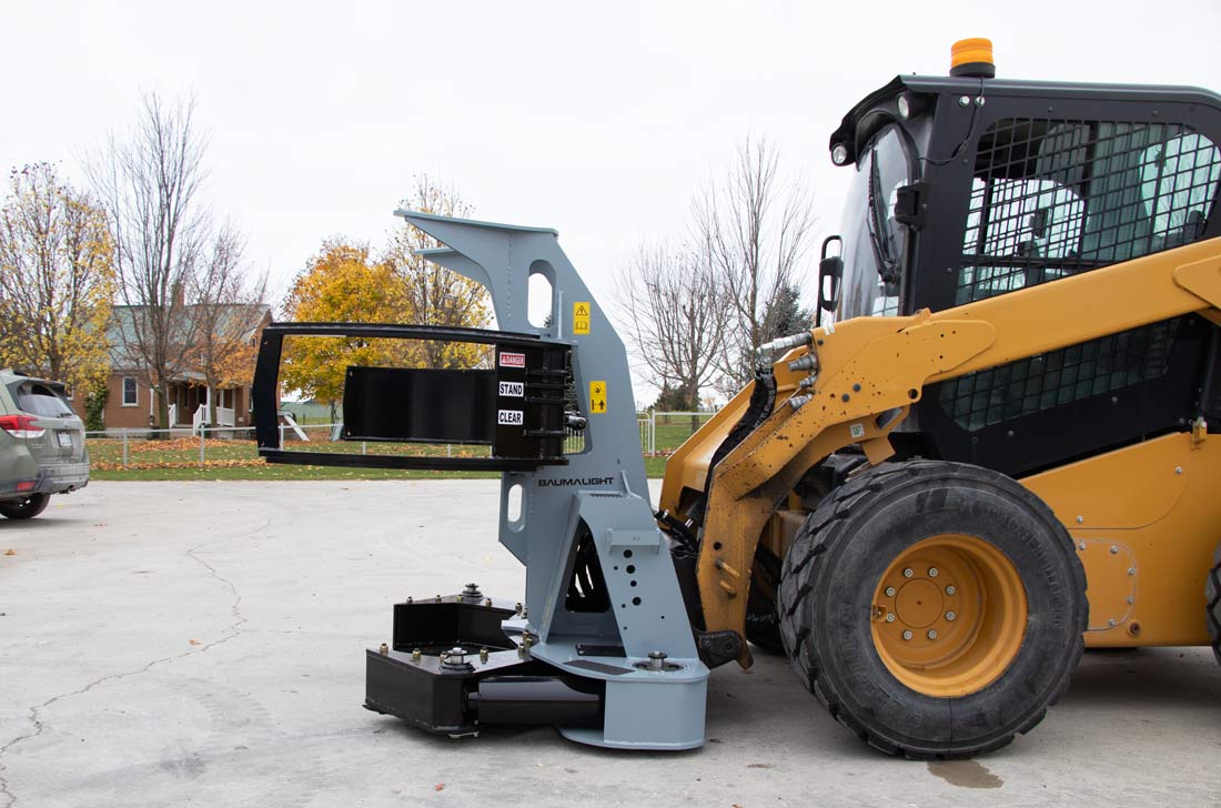 Baumalight | Horizontal Tree Shear | ISH918G | Limb Size 18" | Weight Class 7,000–18,000 lb. | Hydraulic Flow 20–70 GPM | For Skid Steers