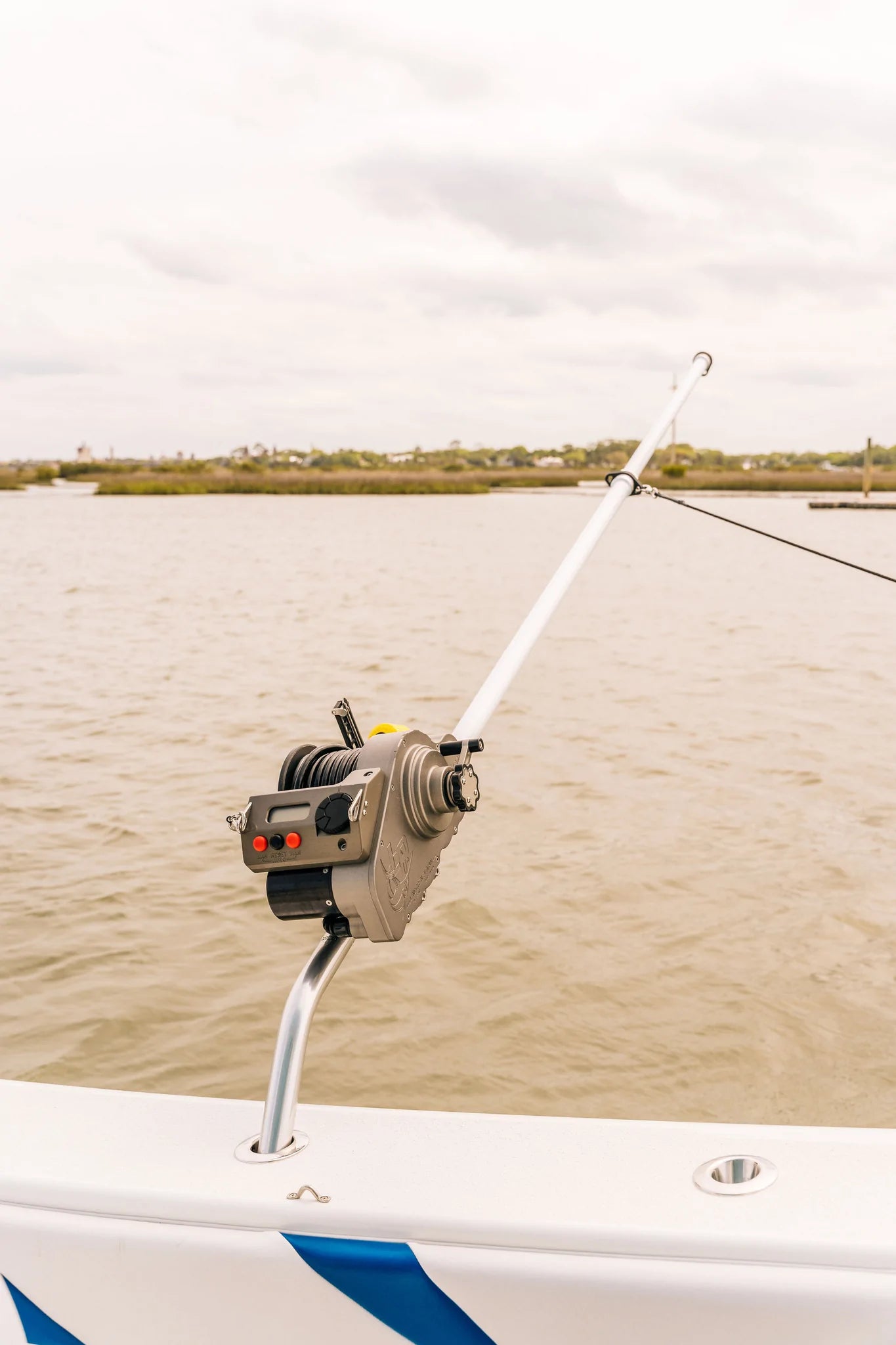 dredge fishing reels Dredge Boom Fishing Setup, 8ft with Safety Tie Back White