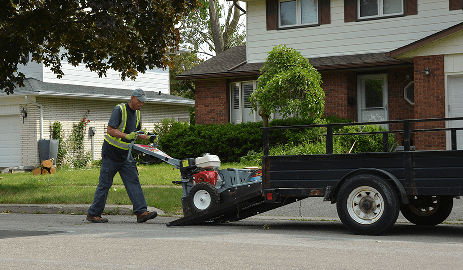 BAUMALIGHT WB44 Walk Behind STUMP GRINDER