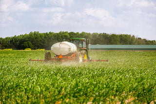 Farm King | Fertilizer Applicator | Models 1410 To 2460 | Gallon Tank 1000 To 2460 | Ground Clearance 17" To 36" Inches | Widths Up To 45 Feet | Horsepower 150 To 500 HP | For Tractor