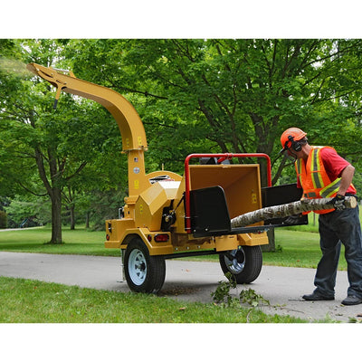 Wallenstein Towable Hydraulic Feed Wood Chipper | Models BXTR Series | Rotor Diameter 25