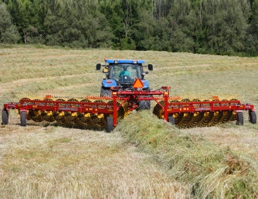 Sitrex | Inline Hay Magnum Evolution 'V' Rakes | Model MKE10-60 To MKE20-60 | Working Width 21'3" To 38'3" | Horsepower 30 HP To 55 HP | For Tractors